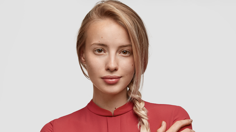 Какво е общото между повяхналата кожа чупливата коса сутрешните отоци