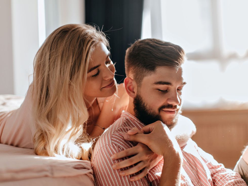 Синдромът на „вечната годеница“: Защо мъжът не предлага брак дори ако сте заедно от години