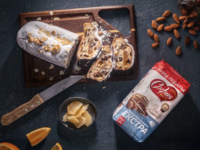 Щолен с марципан и сушени плодове