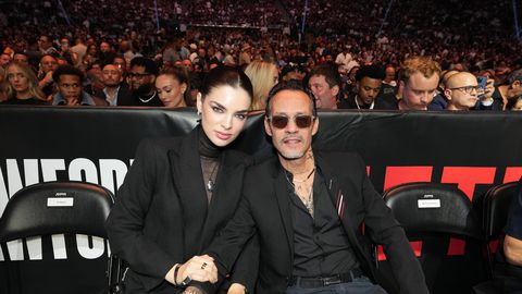 Латино идолът и съпругата му моделът Надя Ферейра споделиха щастливата