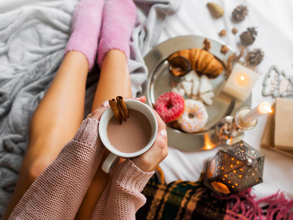 Телци, бъдете готови за промяна. Водолеи, обърнете внимание на приятелите