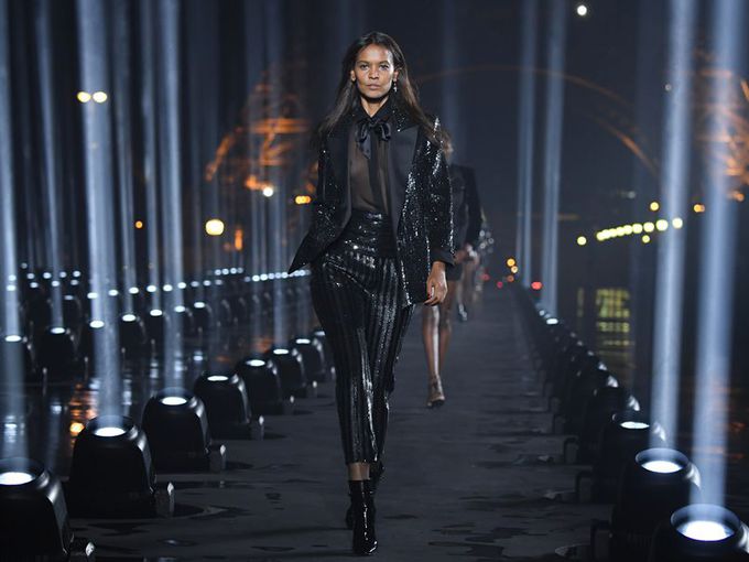 Заменете парти роклята с тези нестандартни тоалети в новогодишната нощ