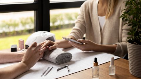 През февруари на всеки му се иска да добави малко