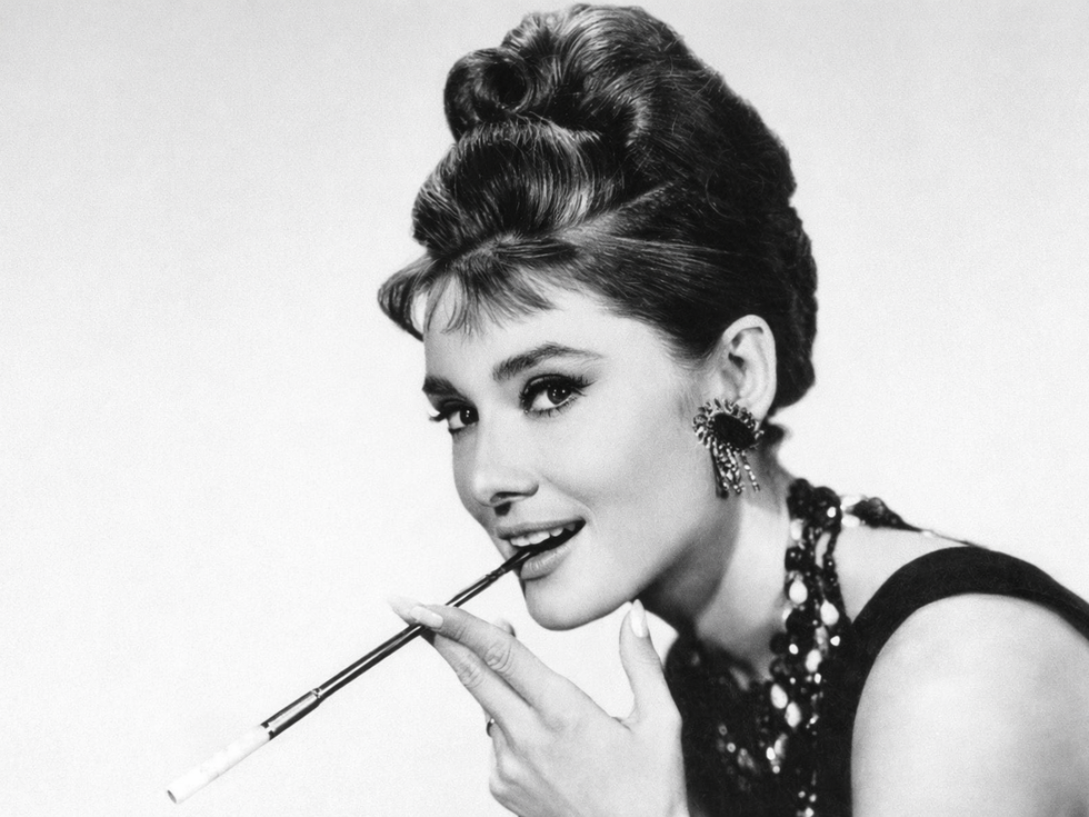 Идваше ми да убия Одри Хепбърн: Как чарът на младата балерина разпалвал завист зад кулисите още преди да се превърне в кинолегенда