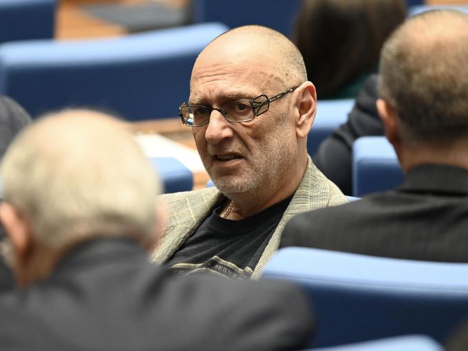 Инфаркт покоси Любен Дилов-син и му попречи да се закълне като депутат