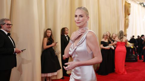 Холивудската красавица Шарлиз Терон не пропусна да се пошегува с