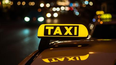 Петър Караиванов станалият печално известен таксиметров шофьор обясни в ТикТок