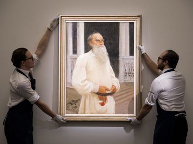 Лев Толстой: Без любов се живее по-леко, но без нея няма смисъл