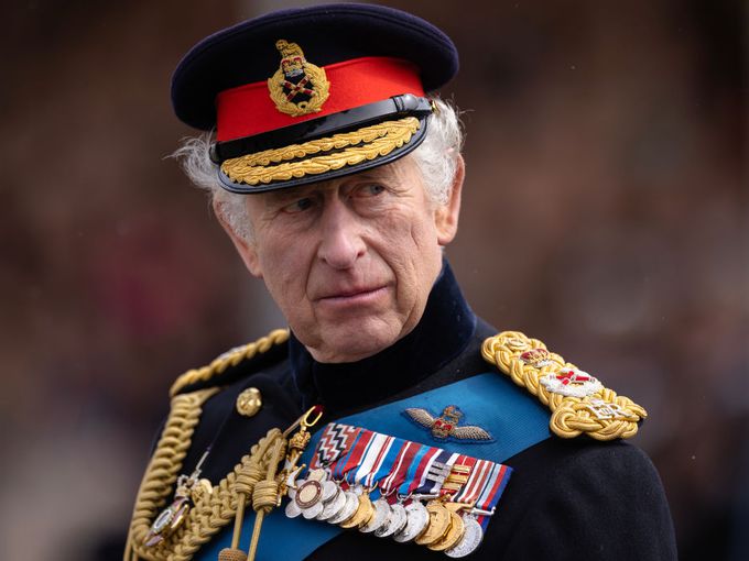 Когато ти омръзне да си крал: Чарлз III и „тайното му бягство“ в Източна Европа