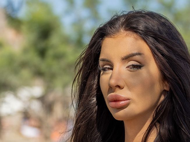 Шоуто е гарантирано: Габи и Шермин на косъм да се сбият в „Ергенът: Любов в рая“