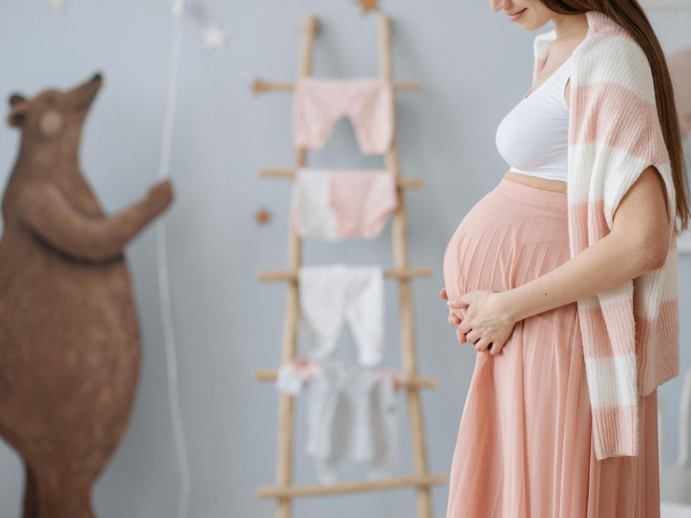 10 вида кожни обриви по време на бременността и как се лекуват